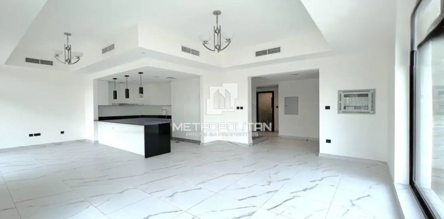 Таунхаус в Мохаммед Бин Рашид Сити, Дубай, 4 спальни, 331м², № 15545