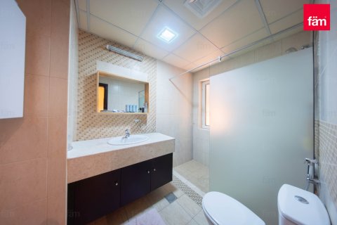 Снять в аренду виллу в Дубае: 5 спален, 570.8м², № 71640 - фото 13