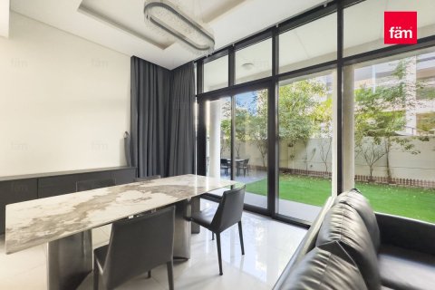 Townhouse in Dubai 3 bedrooms, 253.3 sq.m. № 71638 - photo 4