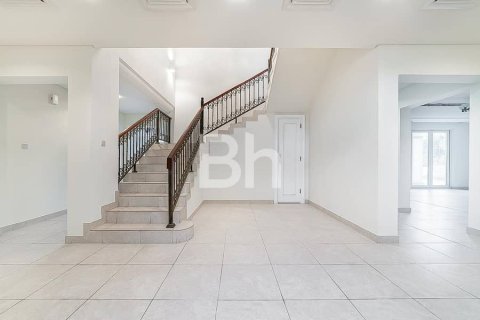 Villa à Dubai Sports City, Dubai, 5 chambres, 542 m², № 24412 - photo 18