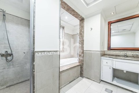 Villa à Dubai Sports City, Dubai, 5 chambres, 542 m², № 24412 - photo 25