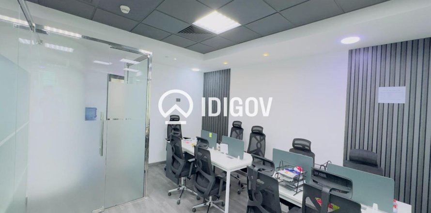 Bureau à Business Bay, Dubai, 90 m², № 100409