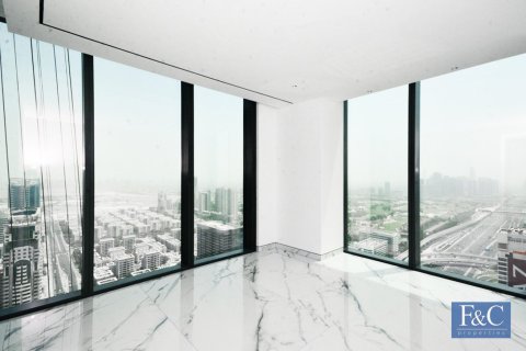 Apartment in Dubai Internet City, Dubai 4 bedrooms, 447 sq.m. № 103758 - photo 2