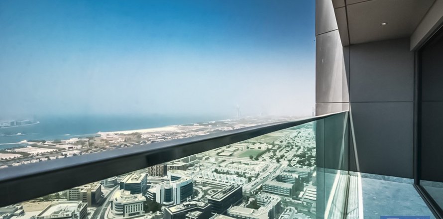 Apartment in Dubai Internet City, Dubai 4 bedrooms, 447 sq.m. № 103758
