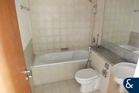 Купить квартиру в Al Jaz, Greens, Дубай: 3 спальни, 136м², № 75132 - фото 8