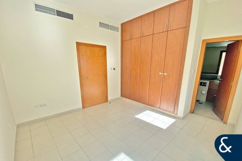 Купить квартиру в Al Dhafra, Greens, Дубай: 2 спальни, 102м², № 75130 - фото 8