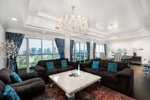 Ático en Dubai Sports City, Dubai, 4 dormitorios, 456 m², № 96844 - foto 3