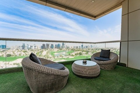Ático en Dubai Sports City, Dubai, 4 dormitorios, 456 m², № 96844 - foto 2
