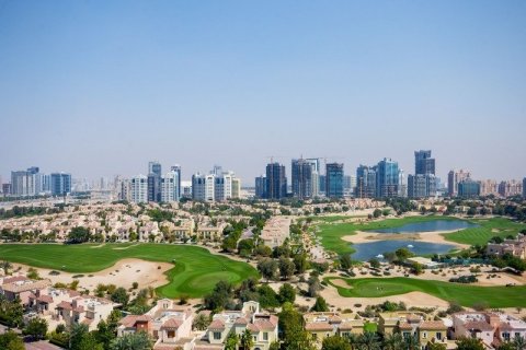 Ático en Dubai Sports City, Dubai, 4 dormitorios, 456 m², № 96844