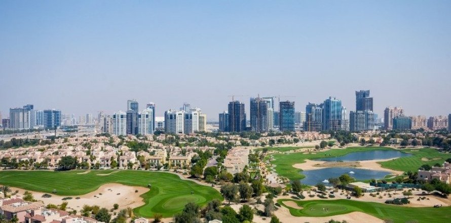 Ático en Dubai Sports City, Dubai, 4 dormitorios, 456 m², № 96844