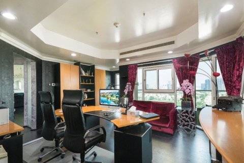 Ático en Dubai Sports City, Dubai, 4 dormitorios, 456 m², № 96844 - foto 6