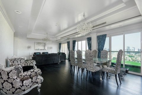 Ático en Dubai Sports City, Dubai, 4 dormitorios, 456 m², № 96844 - foto 4