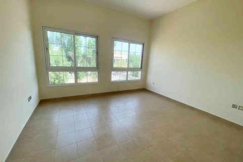 Villa à Jumeirah Village Triangle, Dubai, 2 chambres, 250 m², № 96836 - photo 5