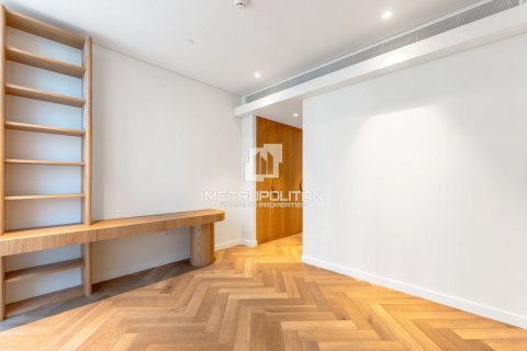 Apartment in Bluewaters Residences, Bluewaters, Dubai 2 bedrooms, 137 sq.m. № 8833 - photo 16