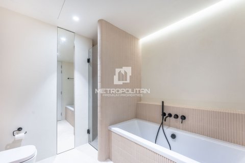 Apartment in Bluewaters Residences, Bluewaters, Dubai 2 bedrooms, 137 sq.m. № 8833 - photo 30