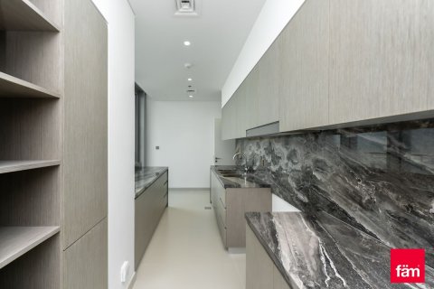 Ático en Dubai, 4 dormitorios, 293.7 m², № 24436 - foto 16