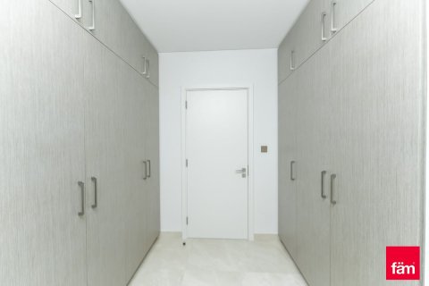 Ático en Dubai, 4 dormitorios, 293.7 m², № 24436 - foto 3