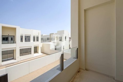 فيلا في ريم, دبي 4 غرف نوم, 342 م² رقم 24432 - صورة 14