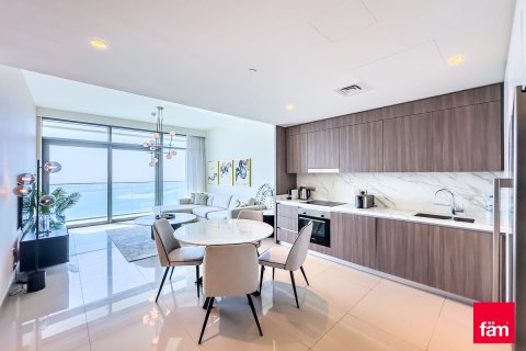 Appartement à Dubai Harbour, Dubai, 2 chambres, 108.1 m², № 24435 - photo 2