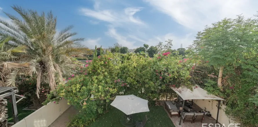 Villa in The Springs, Dubai 3 bedrooms, 245 sq.m. № 61795