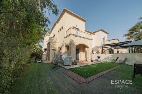 Villa in The Springs, Dubai 3 bedrooms, 245 sq.m. № 61795 - photo 11