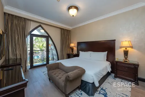 Villa en Palm Jumeirah, Dubai, 4 dormitorios, 581 m², № 61712 - foto 9