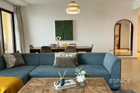 Купить квартиру в Джумейра Бич Резиденс, Дубай: 2 спальни, 129м², № 61799 - фото 2