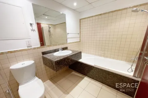 Купить квартиру в Джумейра Бич Резиденс, Дубай: 2 спальни, 129м², № 61799 - фото 13