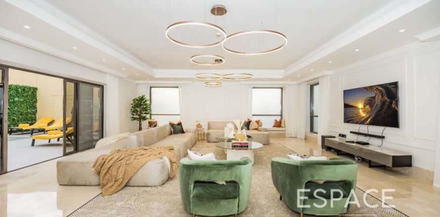 Apartment in Jumeirah Beach Residence, Dubai 4 bedrooms, 514 sq.m. № 61713
