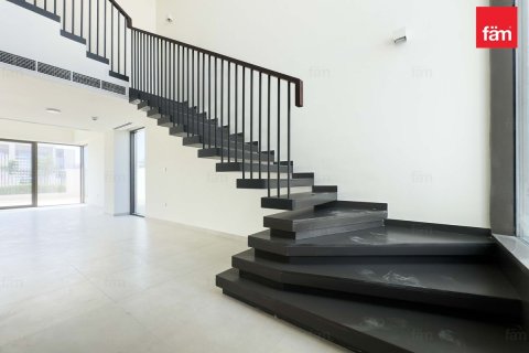 Adosado en Dubai, 4 dormitorios, 257.5 m², № 67415 - foto 6