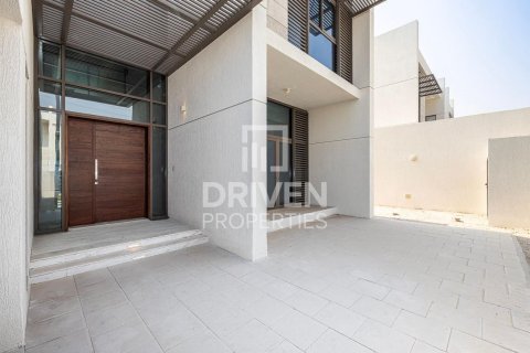 Villa en District One, Mohammed Bin Rashid City, Dubai, 6 dormitorios, 900 m², № 66192 - foto 2