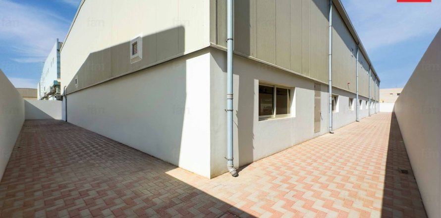 Entrepôt à Dubai, 1909.2 m², № 70617