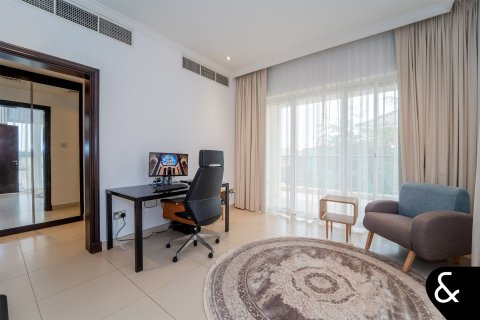 Купить виллу в Джумейра Гольф Эстейтс, Дубай: 5 спален, 749м², № 98301 - фото 17