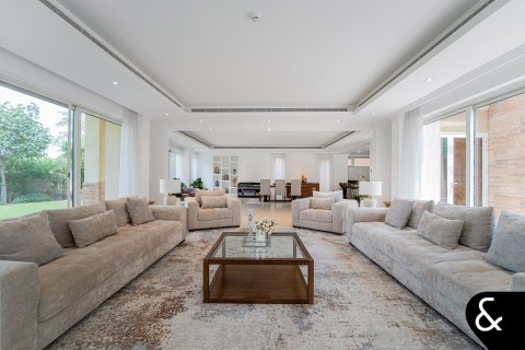 Купить виллу в Джумейра Гольф Эстейтс, Дубай: 5 спален, 749м², № 98301 - фото 6