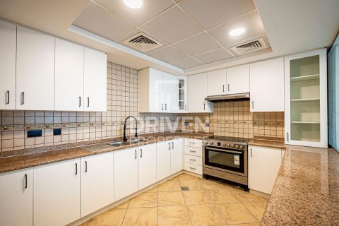 Apartment in Motor City, Dubai 3 bedrooms, 231.24 sq.m. № 127414