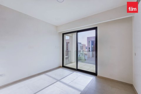 Villa en Dubai, 4 dormitorios, 488 m², № 67369 - foto 18