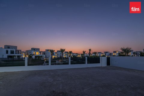 Villa en Dubai, 4 dormitorios, 488 m², № 67369 - foto 22