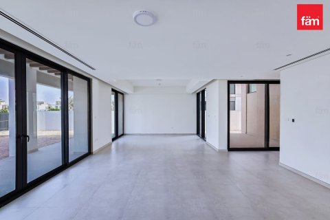 Villa en Dubai, 4 dormitorios, 488 m², № 67369 - foto 17