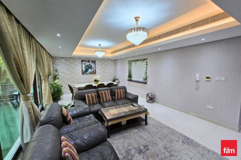 Villa en Meydan, Dubai, 4 dormitorios, 218 m², № 67378 - foto 16