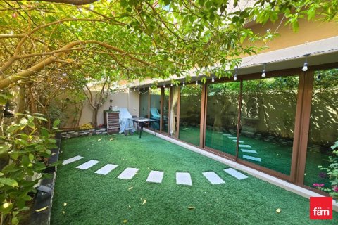 Villa en Meydan, Dubai, 4 dormitorios, 218 m², № 67378 - foto 6