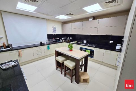 Villa en Meydan, Dubai, 4 dormitorios, 218 m², № 67378 - foto 3