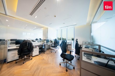Office in Dubai Marina, Dubai 400.6 sq.m. № 67380 - photo 12