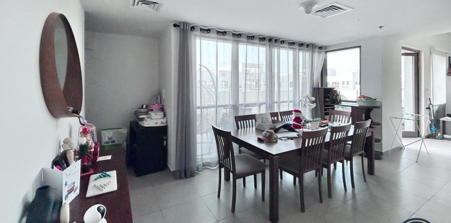 Apartment in Town Square, Dubai 3 bedrooms, 139 sq.m. № 45992