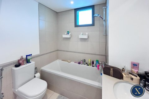 Apartment in Town Square, Dubai 3 bedrooms, 139 sq.m. № 45992 - photo 4