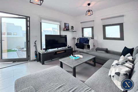 Apartment in Town Square, Dubai 3 bedrooms, 139 sq.m. № 45992 - photo 15