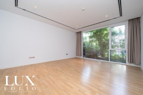 Apartment in Al Barari, Dubai 2 bedrooms, 270 sq.m. № 45979 - photo 14