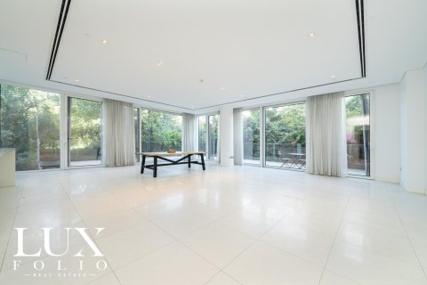 Apartment in Al Barari, Dubai 2 bedrooms, 270 sq.m. № 45979 - photo 11