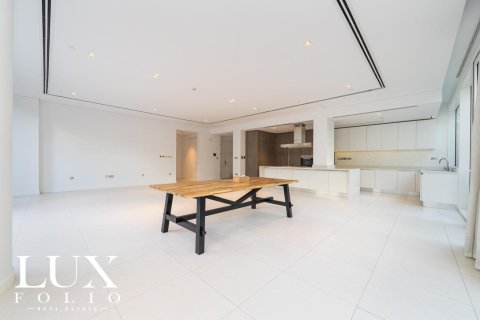 Apartment in Al Barari, Dubai 2 bedrooms, 270 sq.m. № 45979 - photo 10