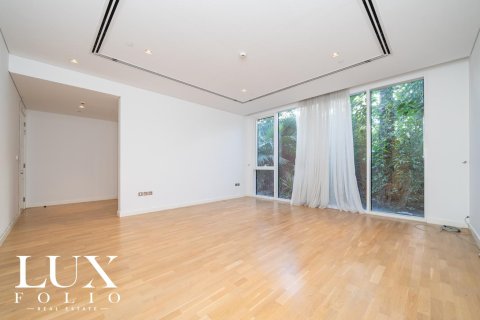 Apartment in Al Barari, Dubai 2 bedrooms, 270 sq.m. № 45979 - photo 4