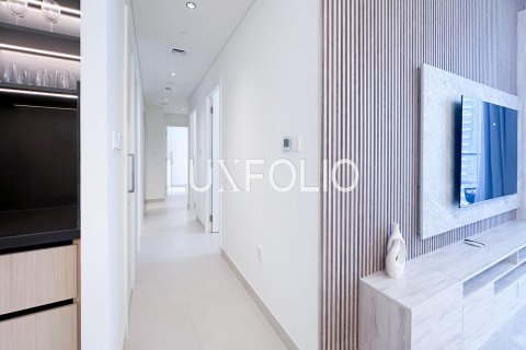 Apartment in Downtown Dubai (Downtown Burj Dubai), Dubai 3 bedrooms, 126 sq.m. № 45978 - photo 4